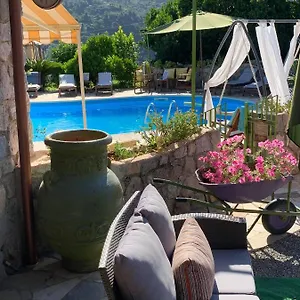 https://la-beverita.hotelitalianriviera.com