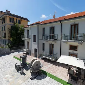 https://millstone-house.hotelitalianriviera.com
